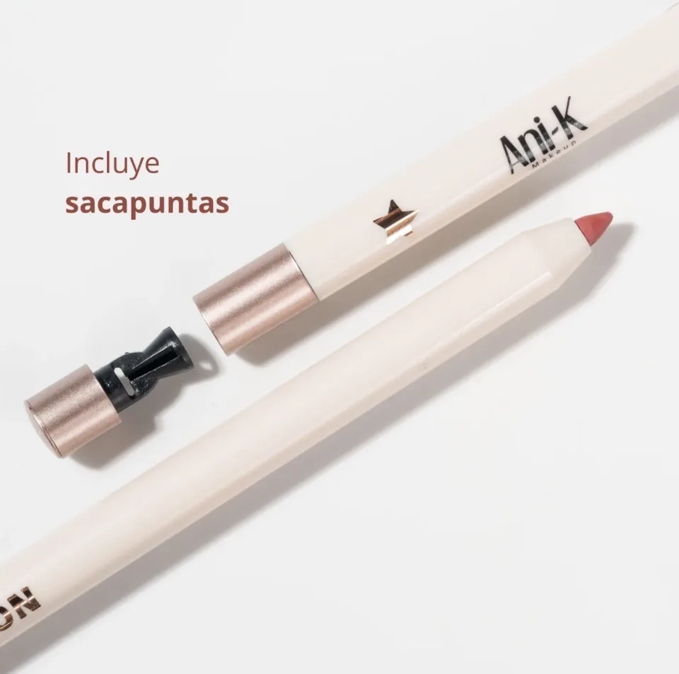 Lío Liner Ani-K Kiss Definition