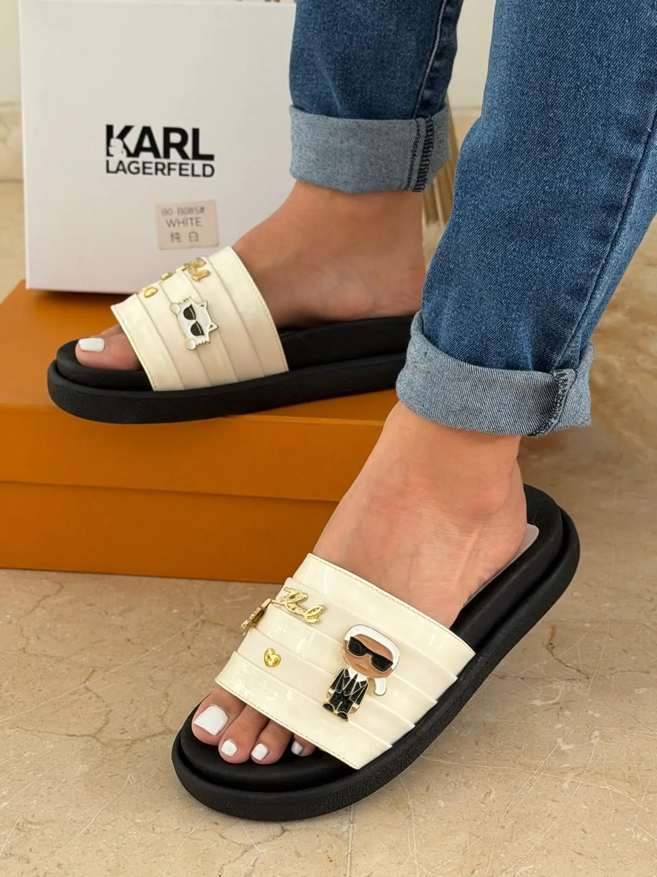 Sandalias Slide Karl Lagerfeld con Apliques Decorativos